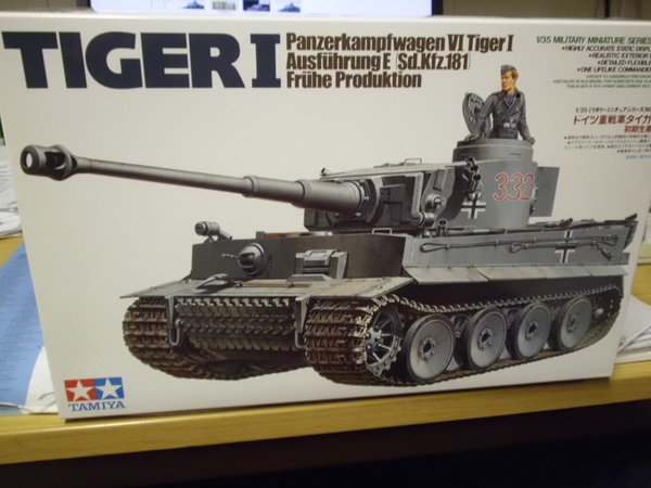 Tamiya 35216 Deutscher Panzerkampfwagen VI Tiger I E Frühe Produktion