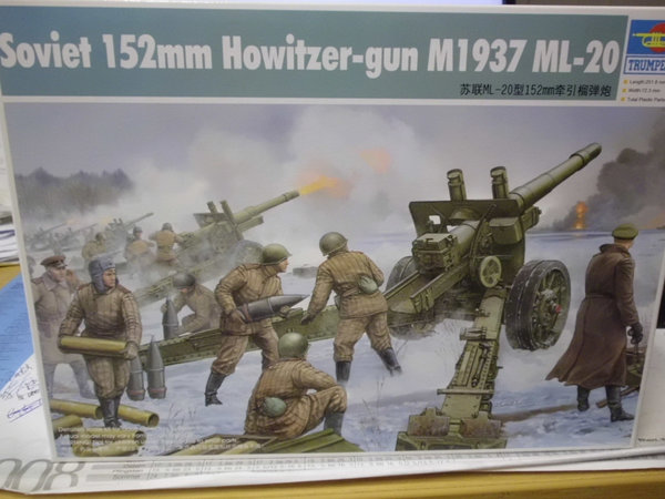 Trumpeter 02315 Soviet 152 mm Howitzer Gun M1937(ML-20)