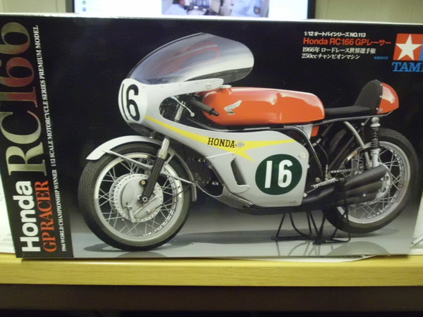 Tamiya 14113 1:12 Honda RC166 GP Racer 1960