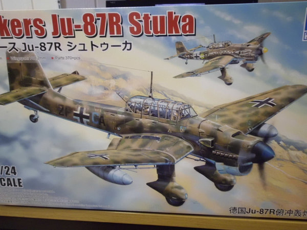 Trumpeter 02423 Junkers JU-87R Stuka